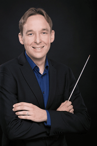 Der Dirigent Florian Unkauf bestreitet am So., 30.10.16 sein Masterabschlusskonzert in der Steigerwaldhalle